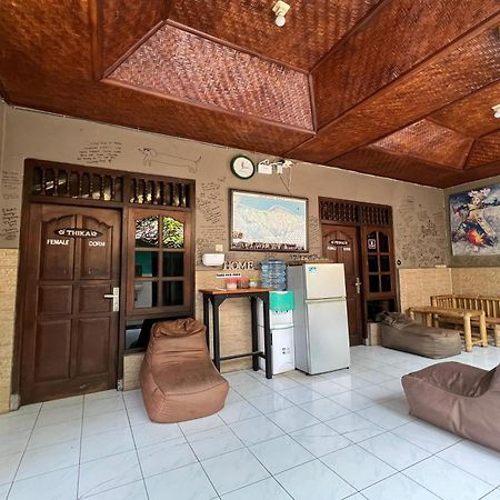 Padi-Padi Hostel & Bar Ubud  Luaran gambar