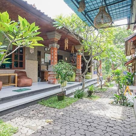 Padi-Padi Hostel & Bar Ubud  Luaran gambar